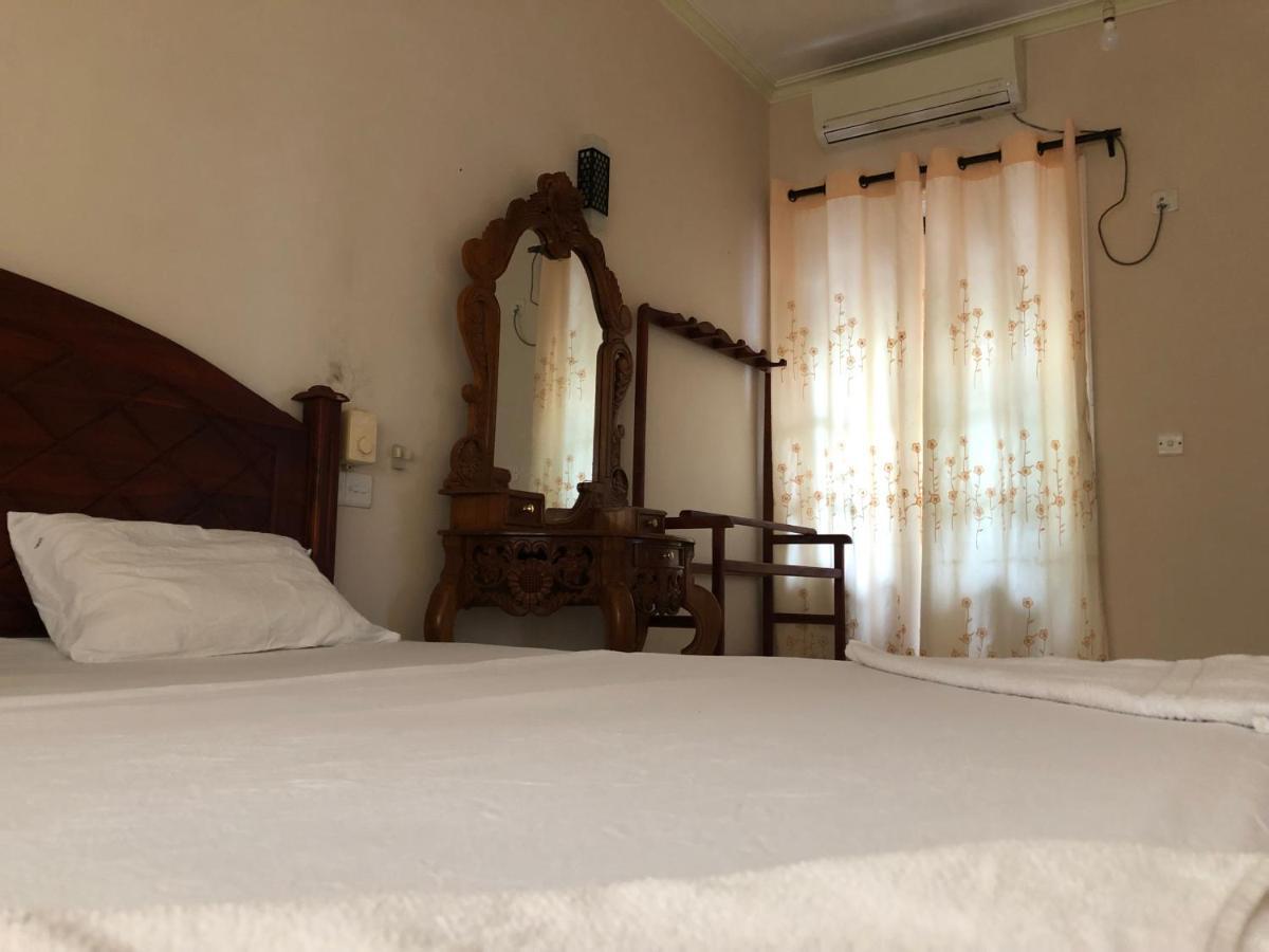 Mount House Hotel Apartment Zuid-Dikwella Buitenkant foto