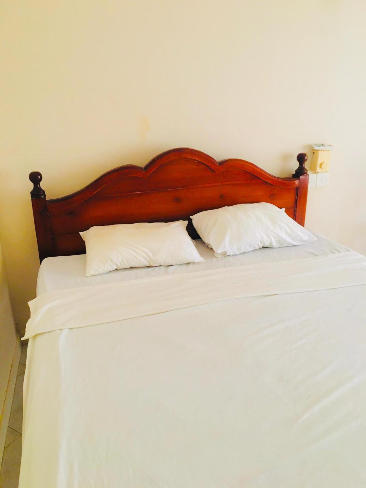 Mount House Hotel Apartment Zuid-Dikwella Buitenkant foto